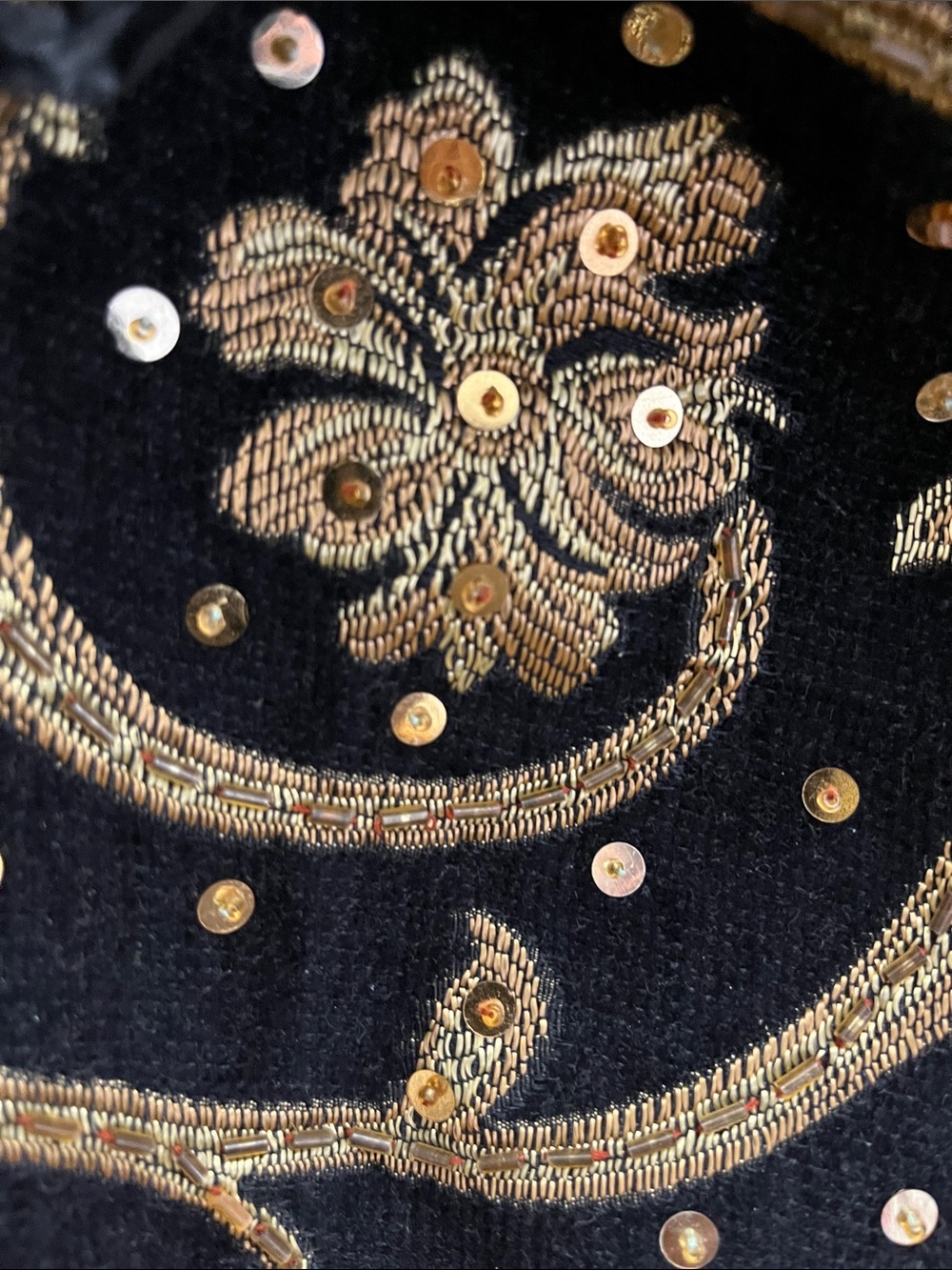 Hand Crafted Black Shoulder Bag with Gold Embroidery and Sequins NWOT - Picture 2 of 9